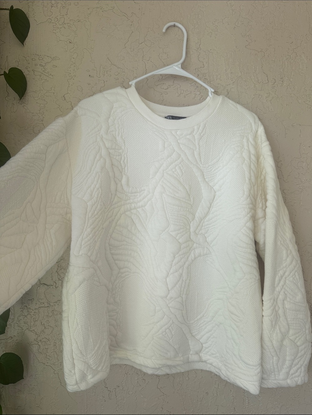 Zara White Quilted Crewneck Sweater